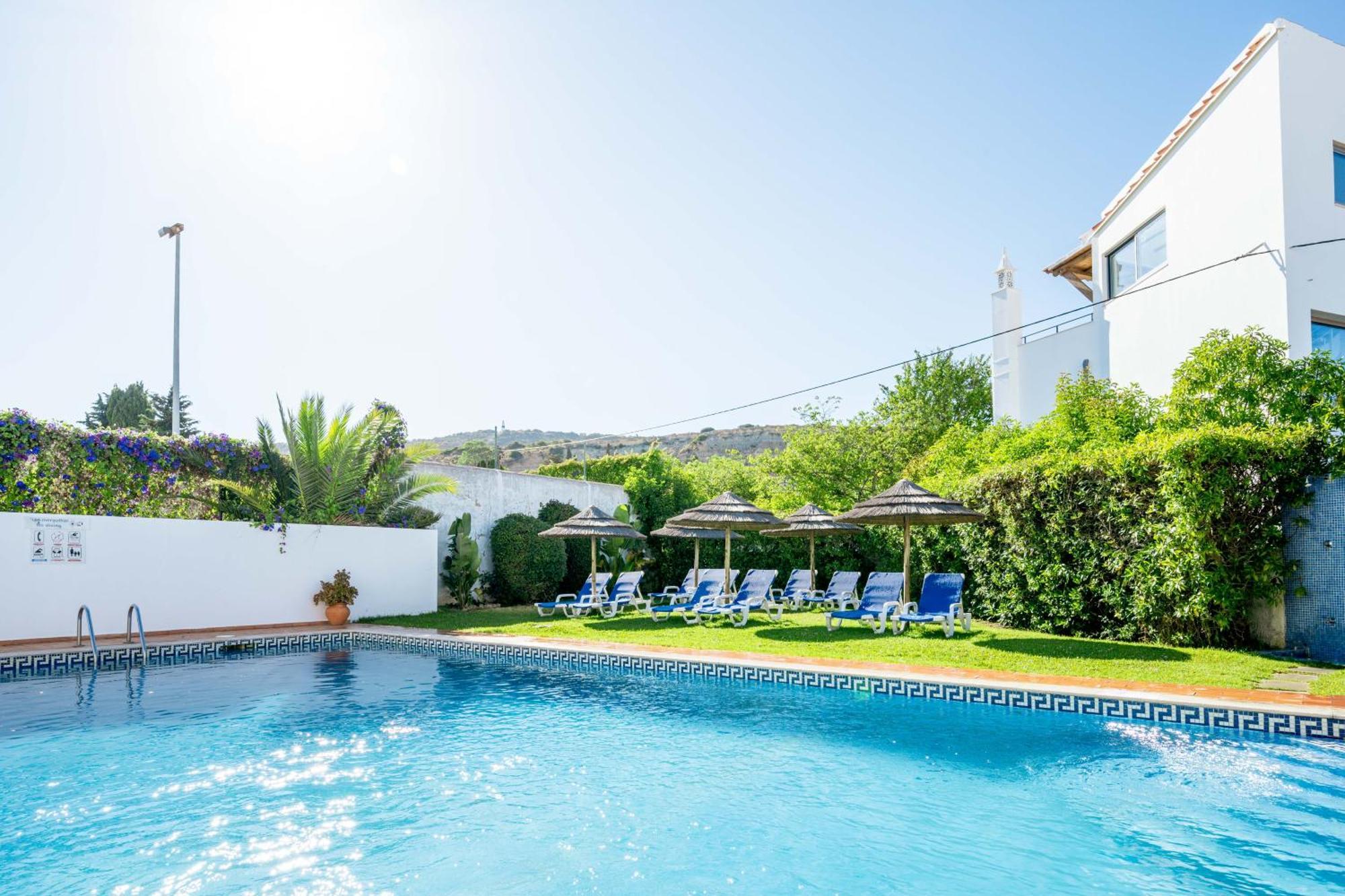 Oasis Beach Apartments Praia Da Luz Bagian luar foto