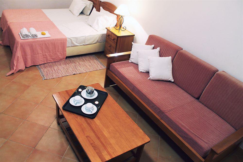 Oasis Beach Apartments Praia Da Luz Bagian luar foto